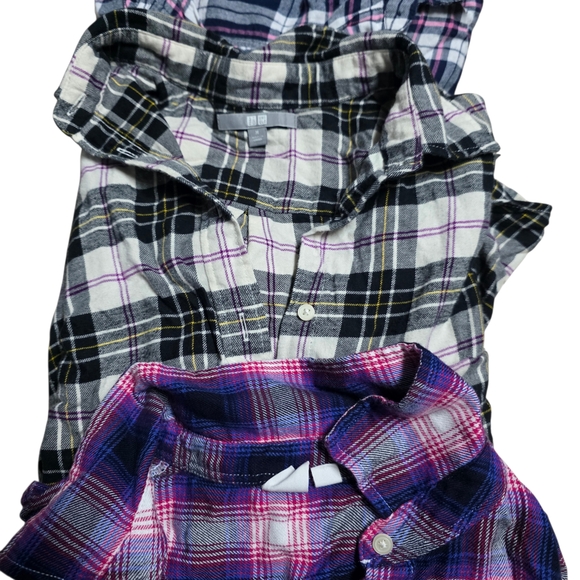 Women's Lot Of 4 Long Sleeve Flannel Plaid Button Up TShirt Gap, Uniqlo & H&M - Picture 3 of 5